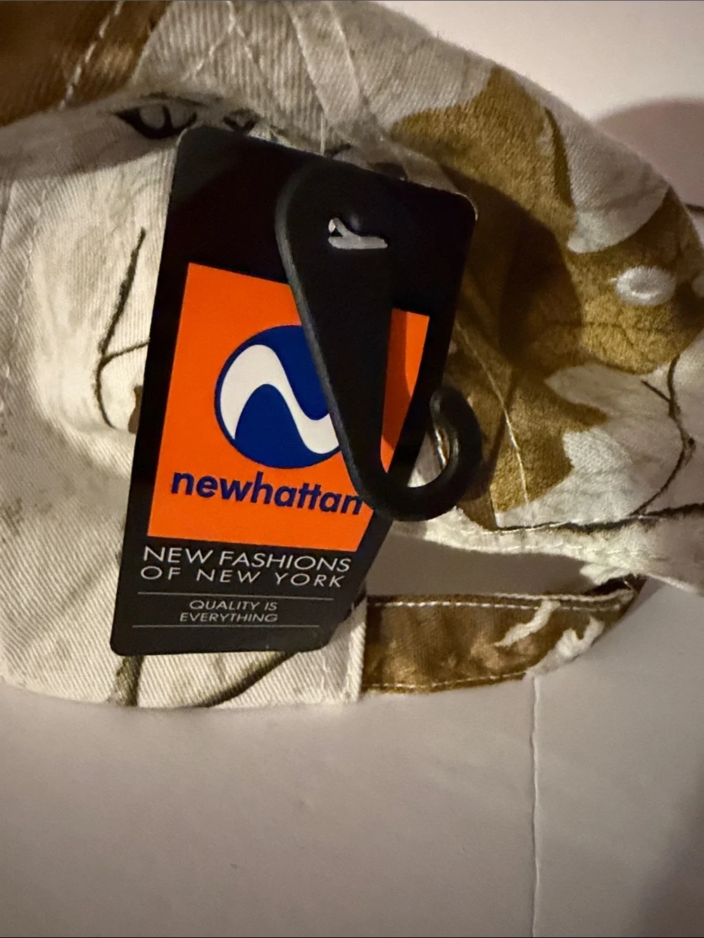 Newhattan Realtree Hardwoods Snow Camo Hunting Baseball Cap Hat NWT One Size